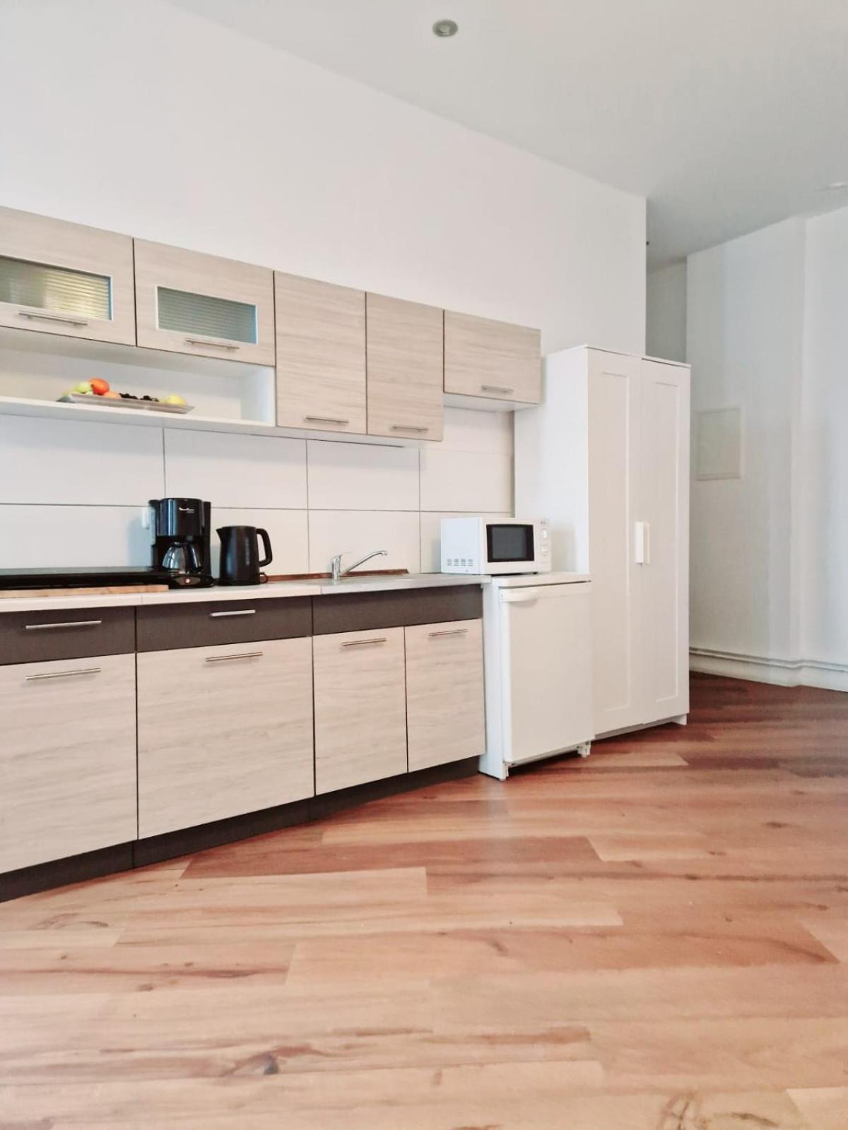 City Studio For 4, Near Sonnenallee Appartement