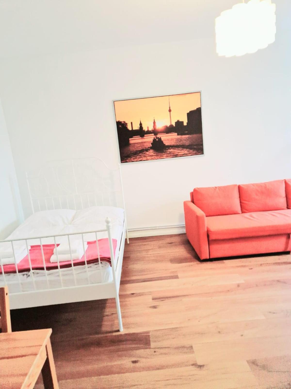 Appartement City Studio For 4, Near Sonnenallee