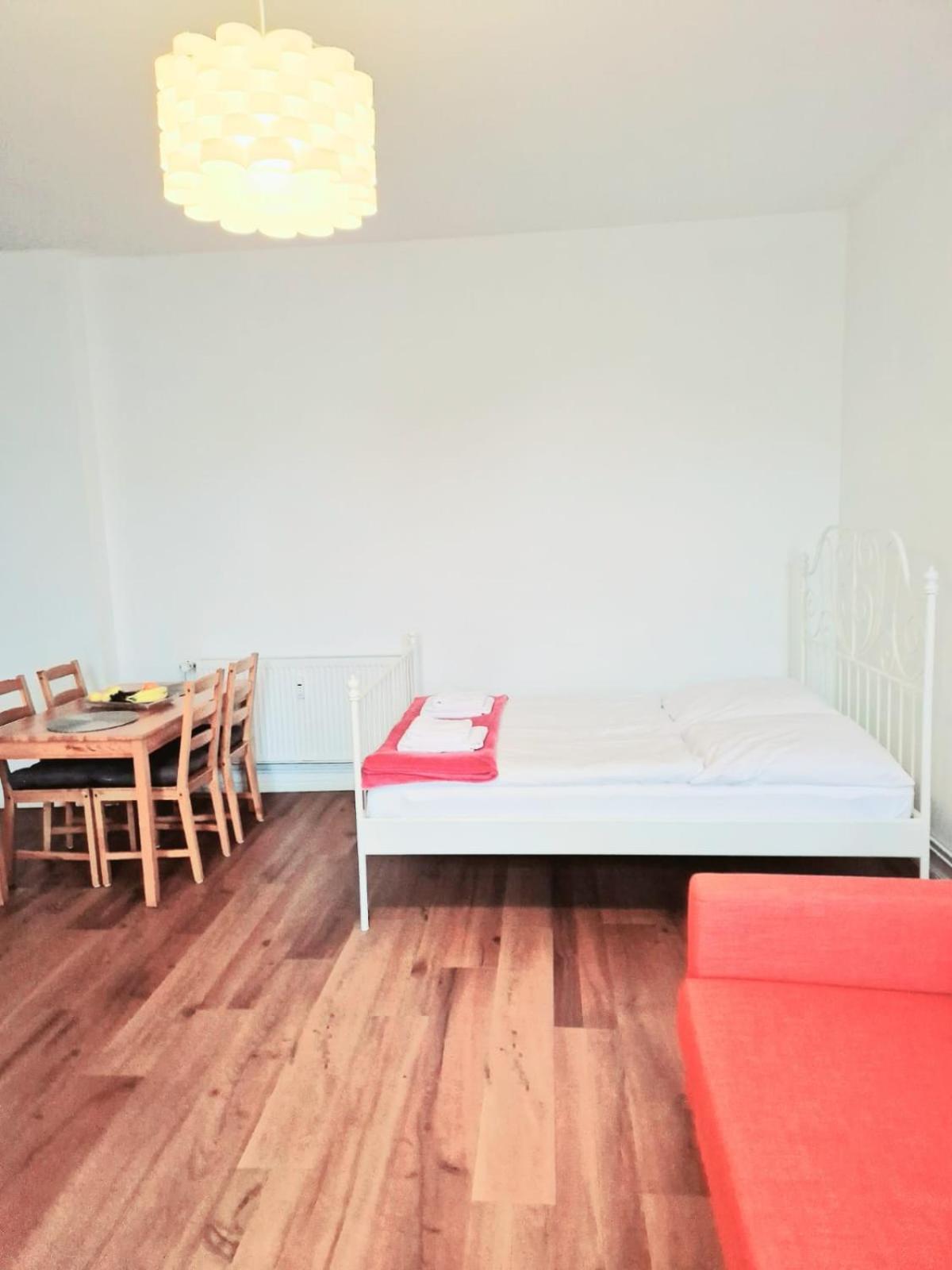 Appartement City Studio For 4, Near Sonnenallee *