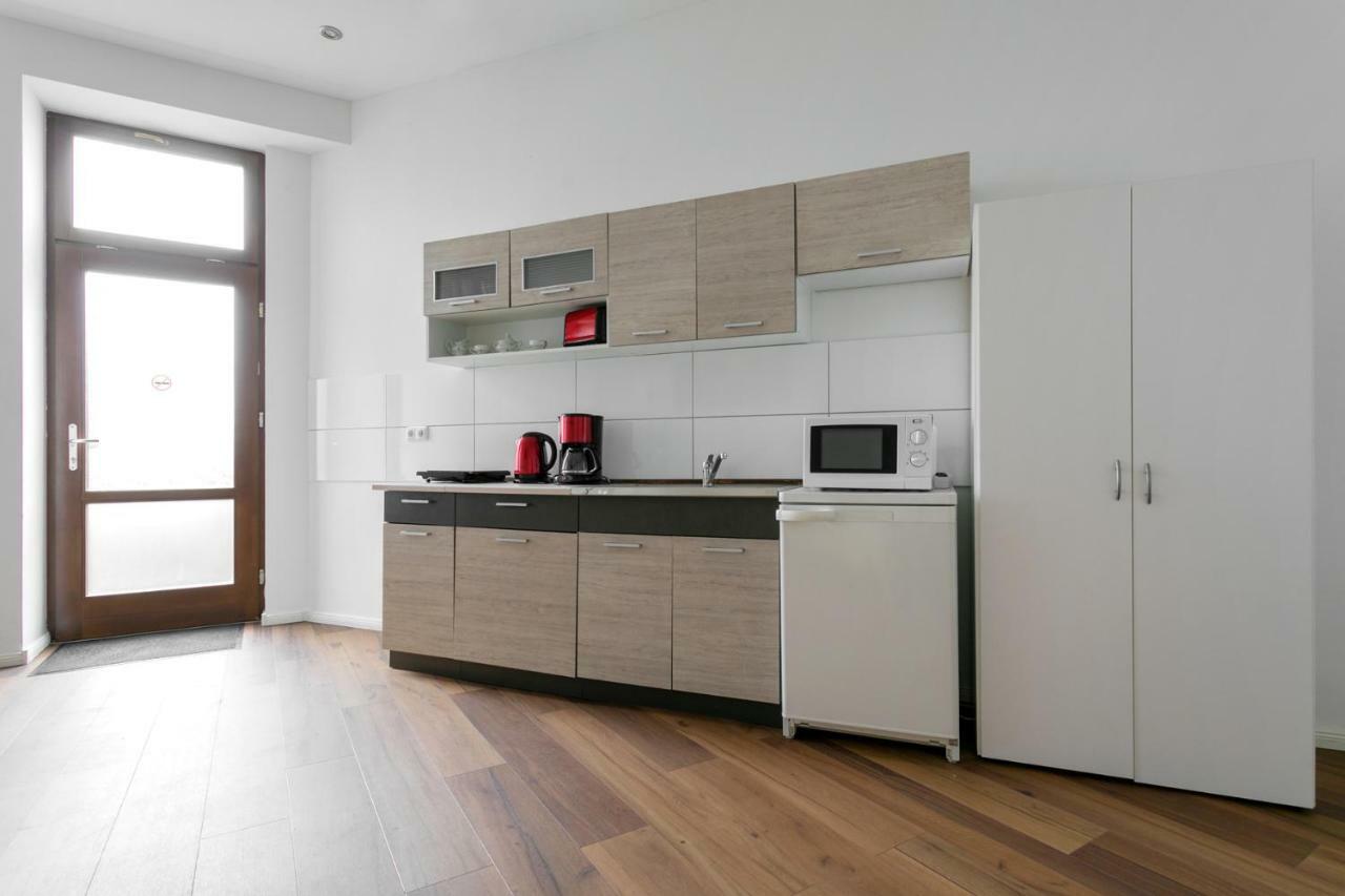 City Studio For 4, Near Sonnenallee Appartement